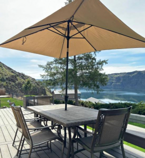 Columbia River Gorge Cabin with Gorgeous View!